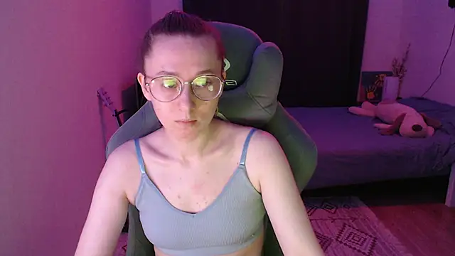 AnabelFrel online show from February 8, 1:25 am