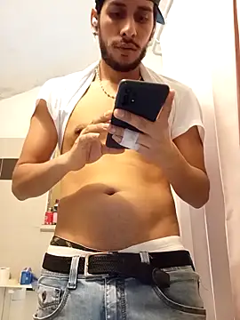 Snapshot of sexcampene chatting on November 27, 1:33 pm sexcampene online show from November 27, 1:33 pm