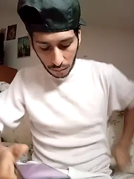 Snapshot of sexcampene chatting on November 1, 7:24 am sexcampene online show from November 1, 7:24 am