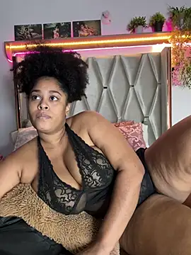 Snapshot of africa_xxx chatting on January 30, 1:33 am africa xxx online show from January 30, 1:33 am