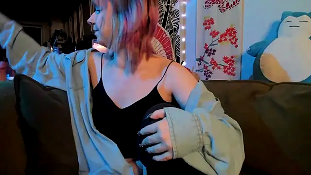 LedaBun online show from March 6, 5:13 am