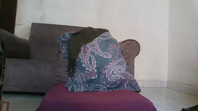 Snapshot of Mrsanaconda chatting on June 30, 7:08 am Mrsanaconda online show from June 30, 7:08 am