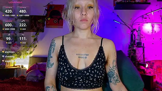 olivecum online show from March 25, 2:16 pm