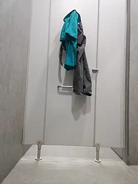 Snapshot of captain_juicyprecum chatting on March 10, 11:34 am captain juicyprecum online show from March 10, 11:34 am