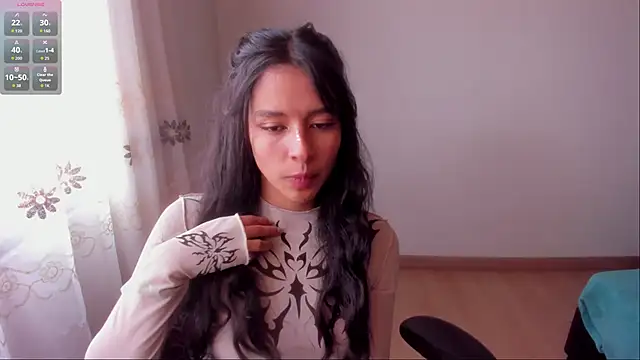 aluna 0310 online show from October 13, 7:15 pm