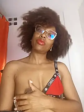 thaimy  online show from April 23, 3:02 am