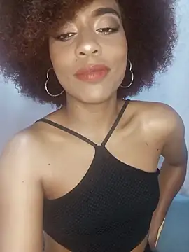 thaimy  online show from December 5, 2:32 am