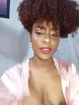 thaimy  online show from December 1, 2:56 am