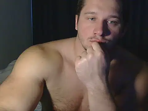 LionEdwin online show from December 15, 11:05 am