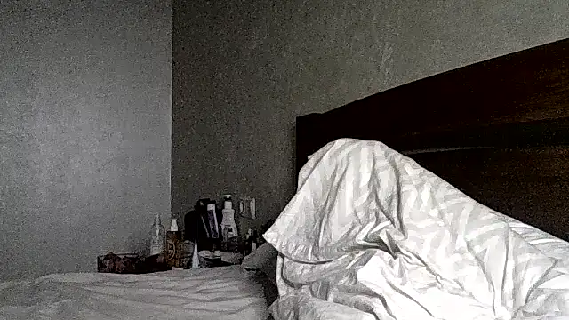 JulianaGold1 online show from February 14, 6:52 pm