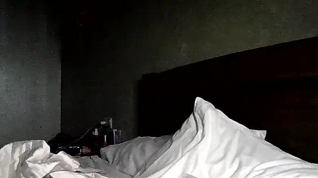 JulianaGold1 online show from January 11, 3:30 pm