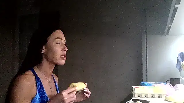 JulianaGold1 online show from September 14, 7:47 pm