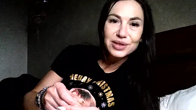 JulianaGold1 online show from January 8, 9:21 pm