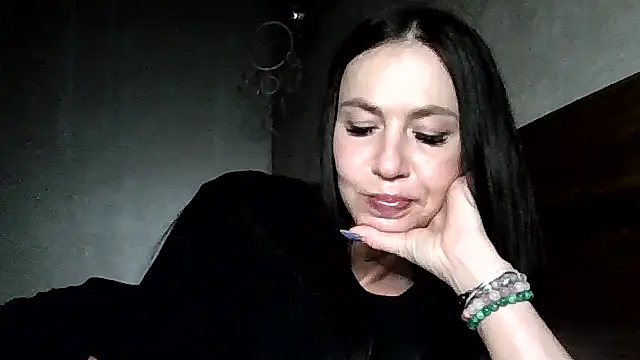 JulianaGold1 online show from March 25, 5:23 pm