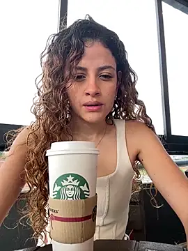 alana15 online show from December 17, 9:09 pm