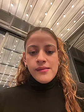 alana15 online show from March 6, 12:43 am