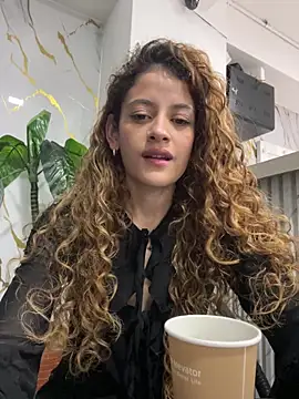 alana15 online show from October 4, 9:38 pm
