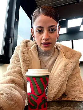 alana15 online show from January 9, 9:11 pm