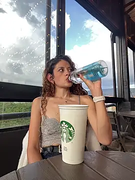 alana15 online show from November 11, 9:20 pm