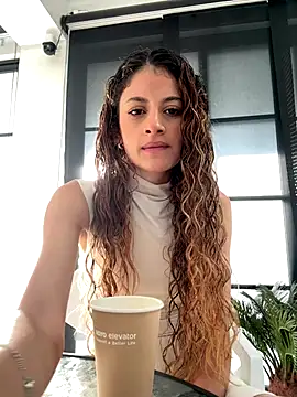 alana15 online show from November 22, 9:24 pm