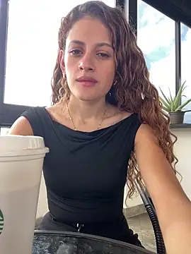 alana15 online show from February 16, 6:32 pm