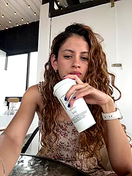 alana15 online show from September 28, 5:20 pm