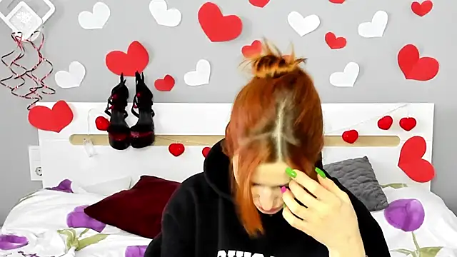 Red Fairy  online show from February 9, 12:52 pm