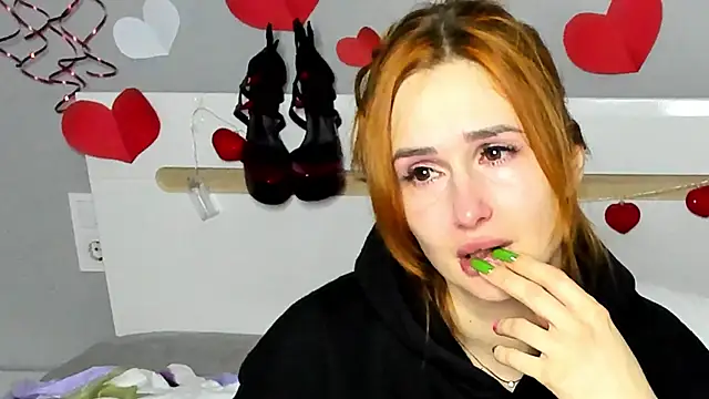 Red Fairy  online show from February 9, 3:56 pm