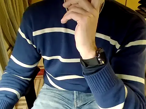 Snapshot of mariohurt101 chatting on June 8, 9:26 pm mariohurt101 online show from June 8, 9:26 pm