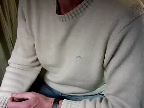mariohurt101 online show from September 29, 9:42 pm