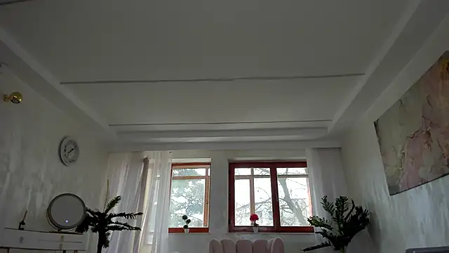 TiffanyHouston  online show from March 14, 11:34 am