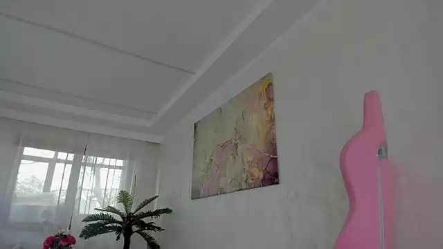 TiffanyHouston  online show from December 5, 7:07 am