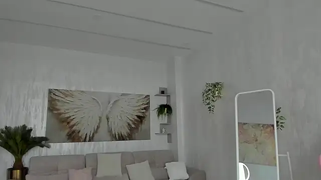 TiffanyHouston  online show from March 26, 6:11 am