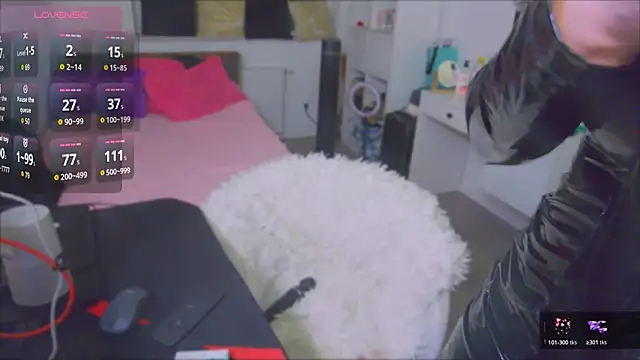 ParadiseRose online show from April 8, 2:02 am