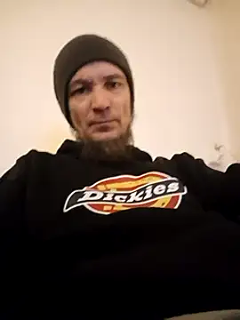 Snapshot of BunnyandClydeDk chatting on January 23, 8:24 pm BunnyandClydeDk online show from January 23, 8:24 pm