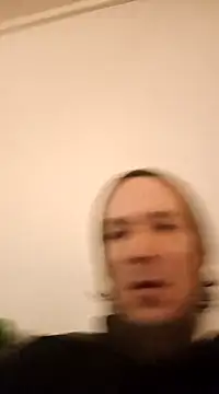 Snapshot of BunnyandClydeDk chatting on January 23, 2:33 am BunnyandClydeDk online show from January 23, 2:33 am