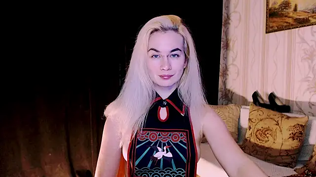 xxxcharismaaa online show from December 3, 8:19 pm