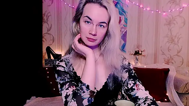 xxxcharismaaa online show from March 19, 9:37 pm