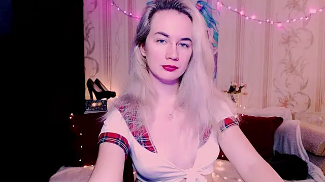 xxxcharismaaa online show from April 2, 7:53 pm