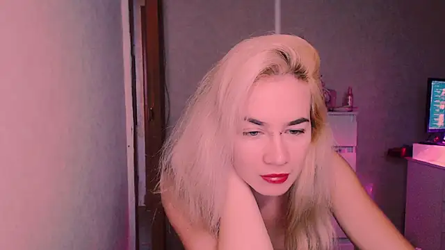 xxxcharismaaa online show from October 24, 6:56 am