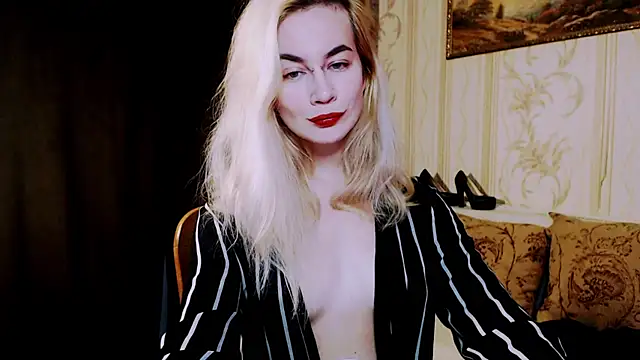 xxxcharismaaa online show from November 10, 6:57 pm