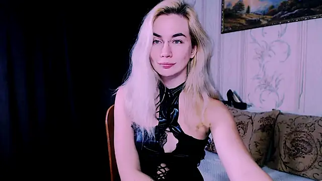 xxxcharismaaa online show from November 8, 7:28 pm