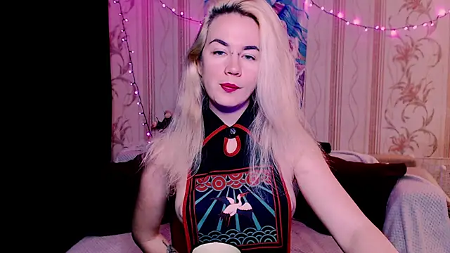 xxxcharismaaa online show from May 29, 1:55 am