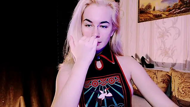 xxxcharismaaa online show from November 13, 4:00 pm