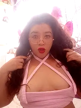 Snapshot of Vivi_Kvsh chatting on October 16, 2:58 pm Vivi Kvsh online show from October 16, 2:58 pm