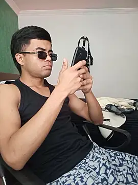 Snapshot of pinedasex777 chatting on November 9, 12:42 pm pinedasex777 online show from November 9, 12:42 pm