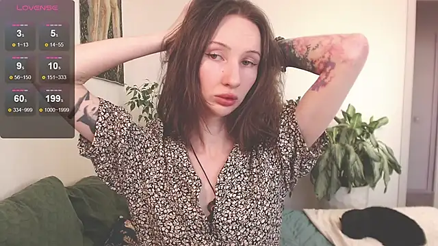 Snapshot of Arwen-elf chatting on April 30, 7:48 am Arwen-elf online show from April 30, 7:48 am