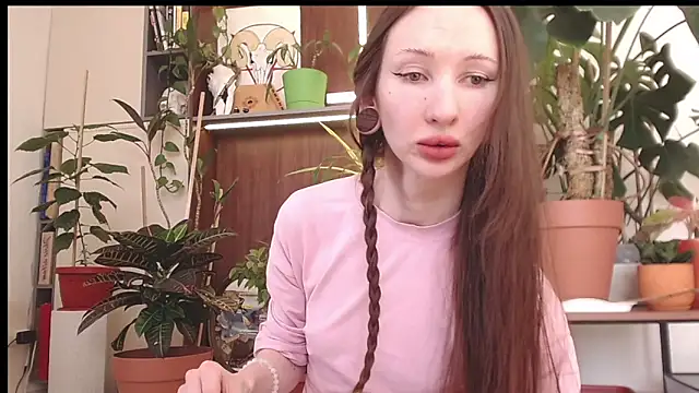 Arwen-elf online show from April 1, 5:20 am