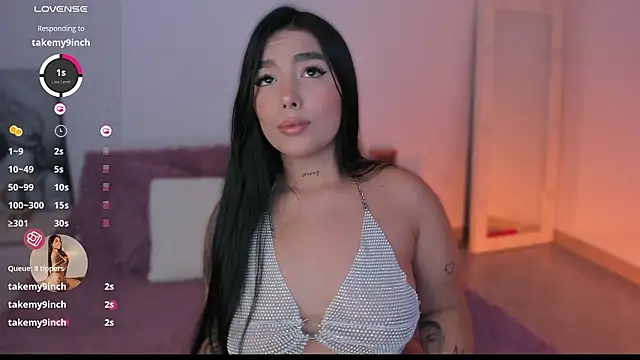 shantall vidales  online show from March 9, 4:27 am