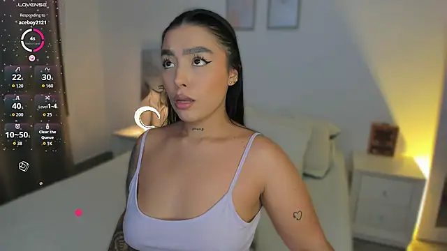 Snapshot of shantall_vidales_ chatting on June 17, 6:13 am shantall vidales online show from June 17, 6:13 am